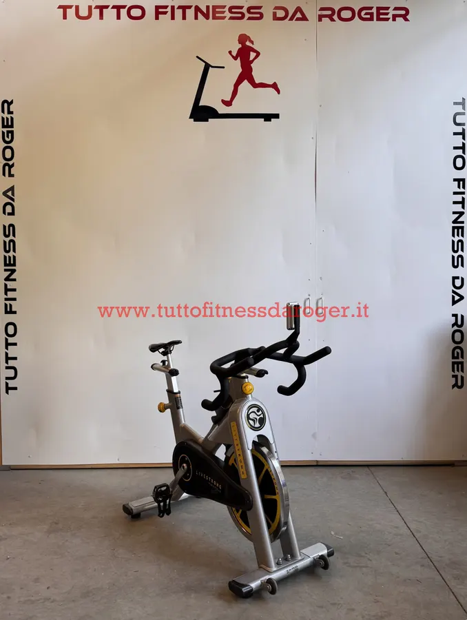Matrix S series Tomahawk Livestrong spinning bike