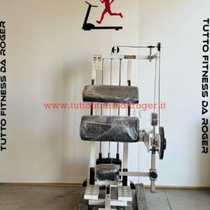 Standing Leg Curl Technogym serie Lux